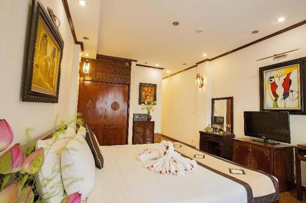 Aquarius Khách sạn 3*